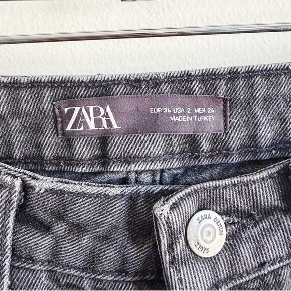 Zara Washed Black High Waisted Cropped Mom Jeans - Picture 15 of 15